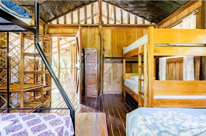 Luminosa Uvita Hostel Екстер'єр фото