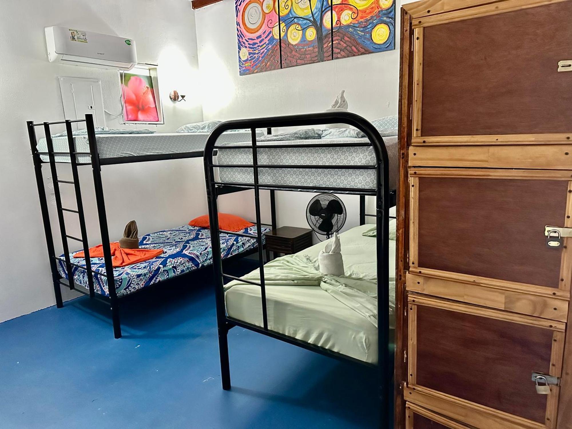 Luminosa Uvita Hostel Екстер'єр фото